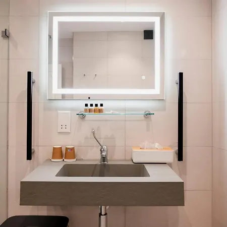 Hotel Townhouse17 Boutique Victoria