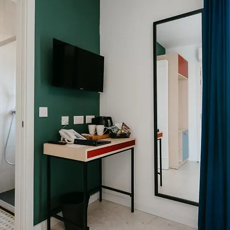 Townhouse17 Boutique 3* Victoria