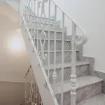 Townhouse17 Boutique Виктория