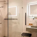 Отель Townhouse17 Boutique 3*
