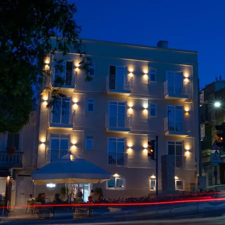 Townhouse17 Boutique ホテル 3*