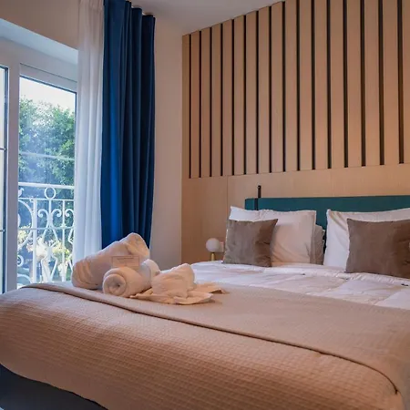 Townhouse17 Boutique ホテル 3*