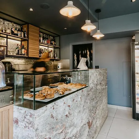 Townhouse17 Boutique Hotel Victoria