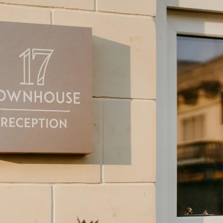 Townhouse17 Boutique ホテル