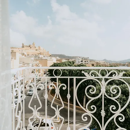 Townhouse17 Boutique Hotel