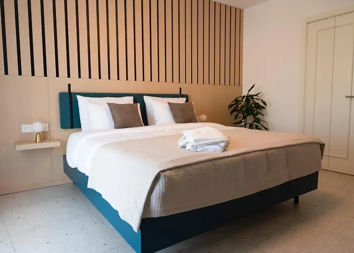 Townhouse17 Boutique