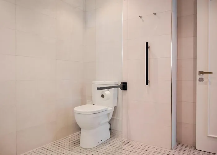 Otel Townhouse17 Boutique Victoria