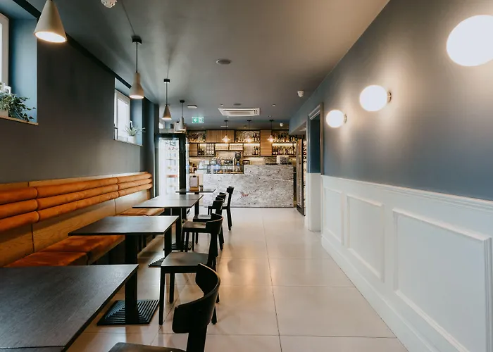 Townhouse17 Boutique ホテル 3*